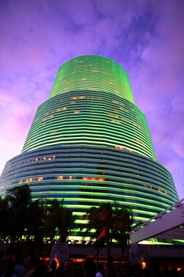 boa-tower-lit-up-green