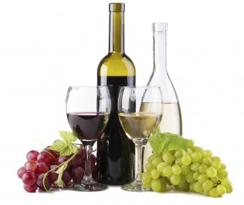 Red and white wine, with bunches of grapes