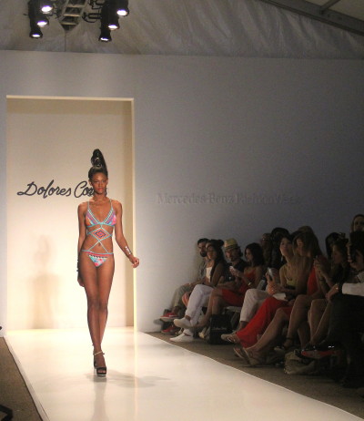 Dolores Cortés presented her Urban Safari collection in the Cabaña Grande