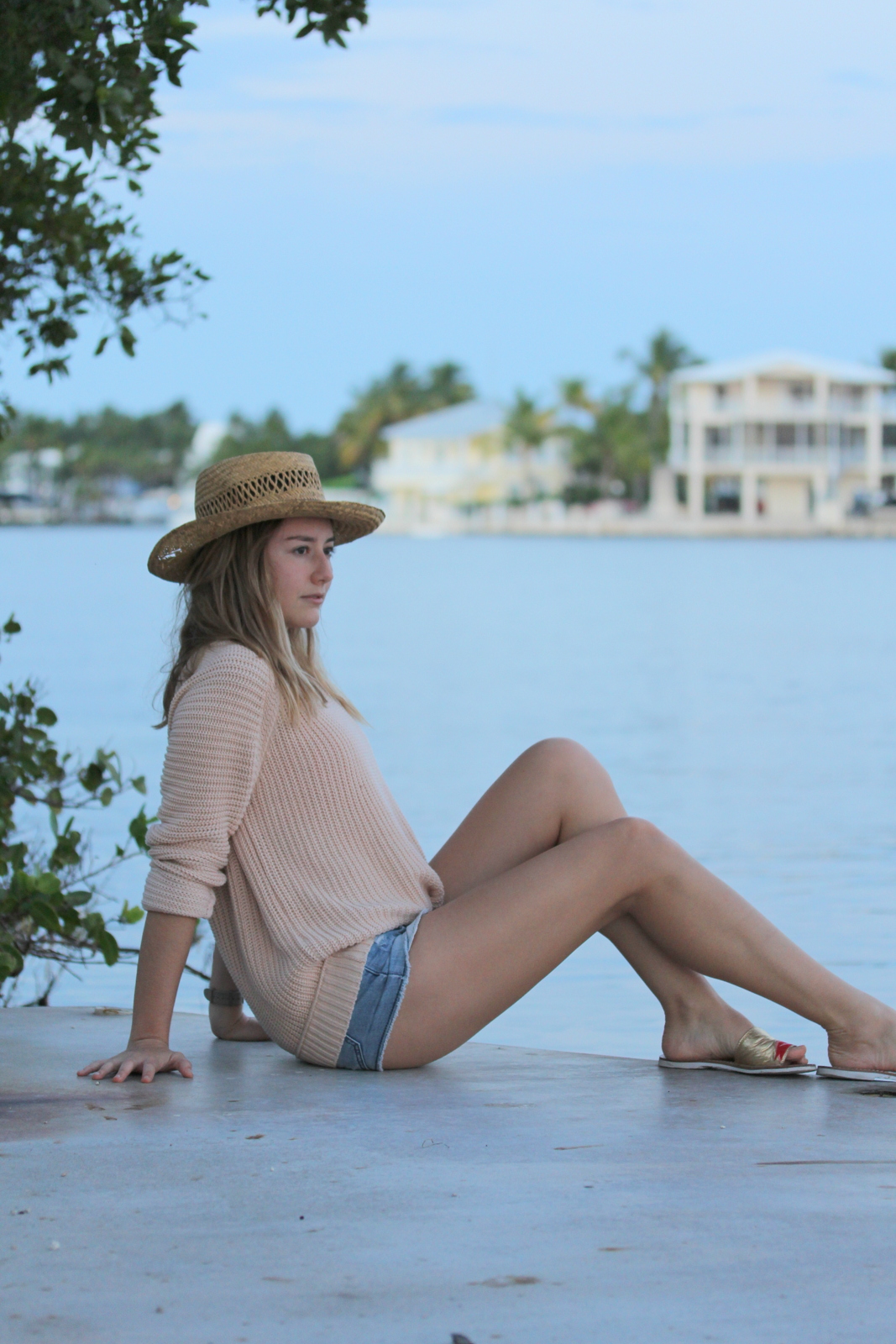 Thank-You-Miami-For-Fashion-Feminine-Floridays-Sweater-2