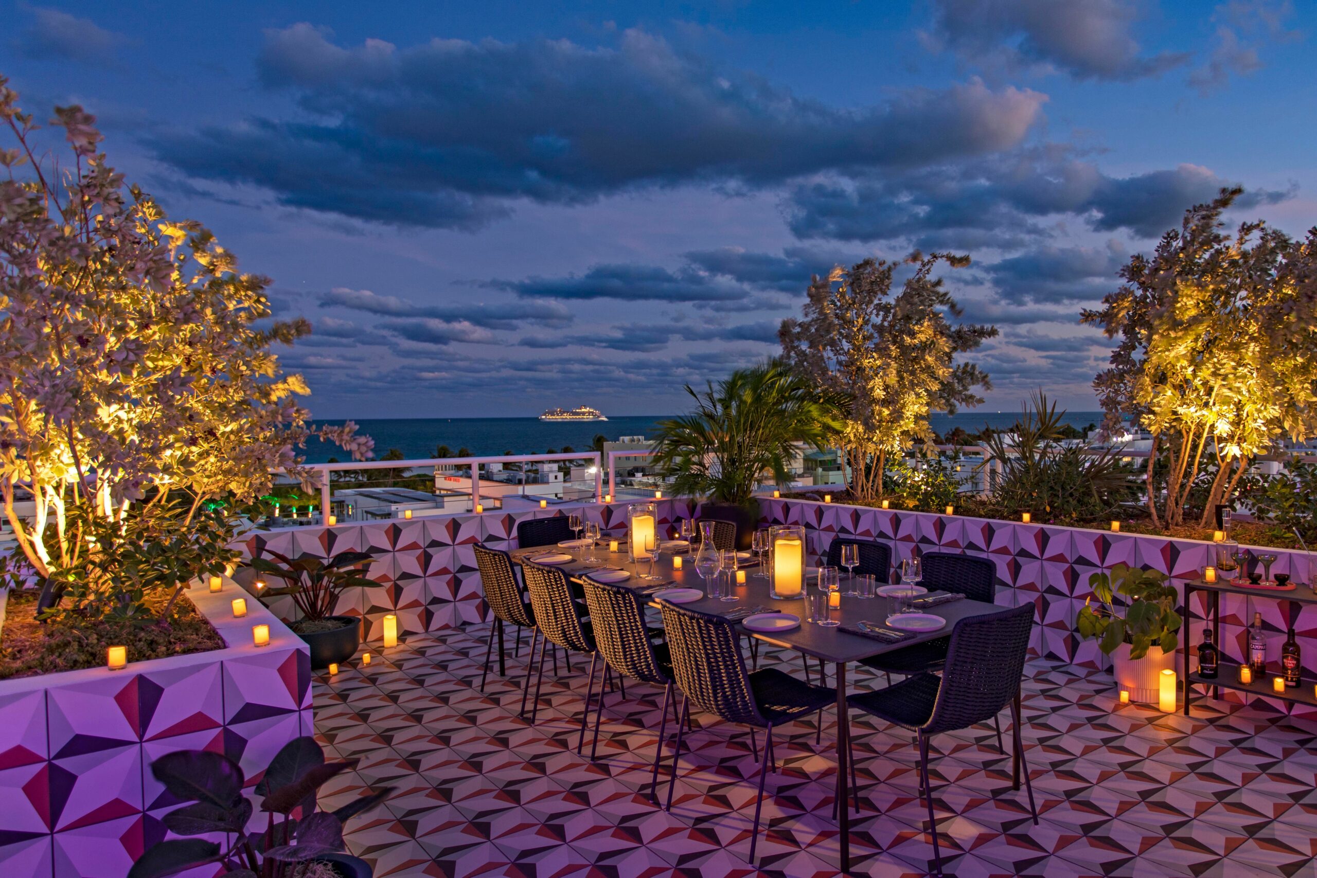 Samba Sunday Sunset Rooftop Party at Moxy South Beach 8/21/22 The
